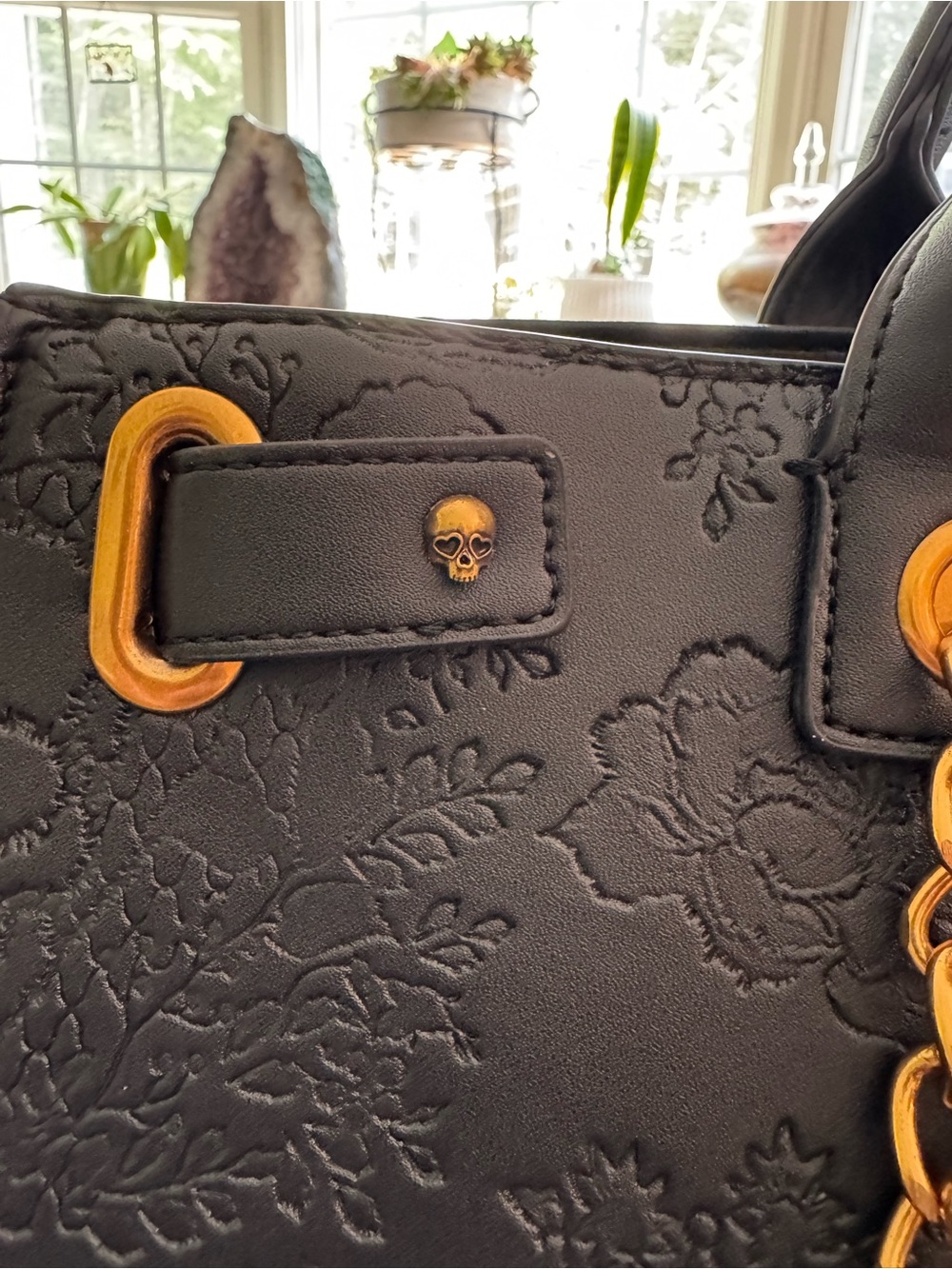 Betsey Johnson Black Skull and Floral Embossed Floral Bag with Gold Chain - Picture 7 of 7